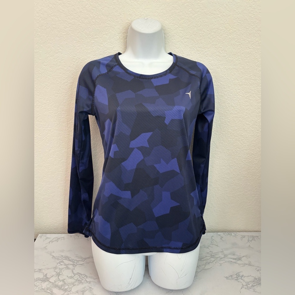 Old Navy Active Girls’ Sz XL (14) Long Sleeve Top Blue Digi Camo Pullover​